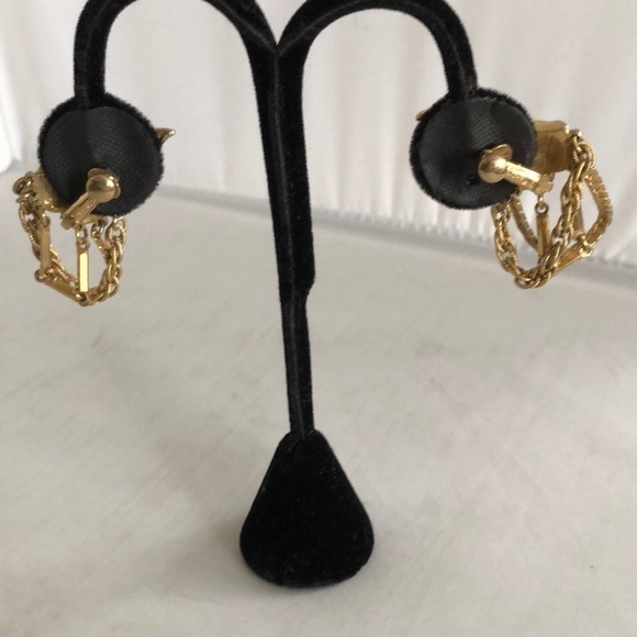 𝅺vintage signed Francois clip screw earrings - Picture 4 of 5